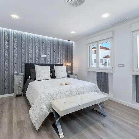 With Terrace Attic Views *