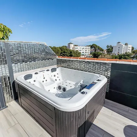 With Terrace Attic Views *